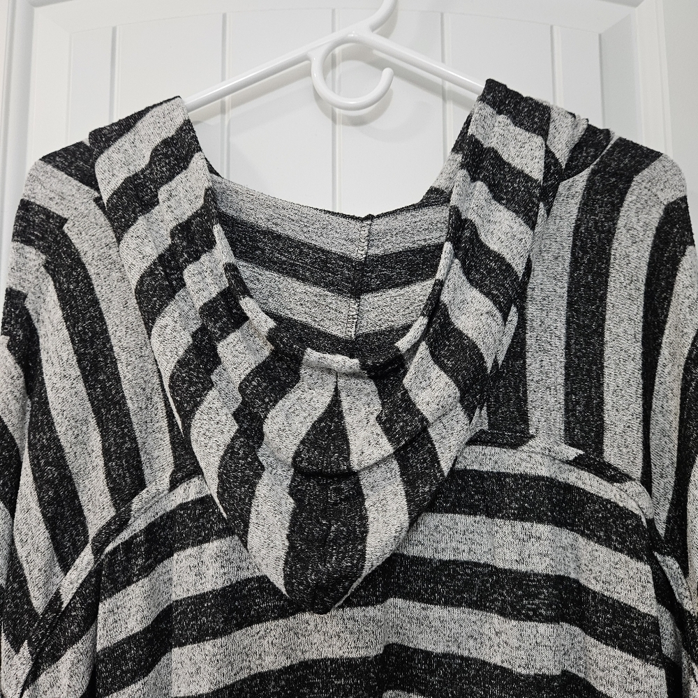 Lane Bryant Black and Gray Hooded Sweatshirt with Stripes - Picture 4 of 6